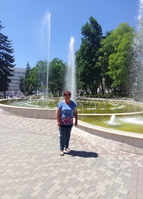 Елена, 61, Россия, Пятигорск