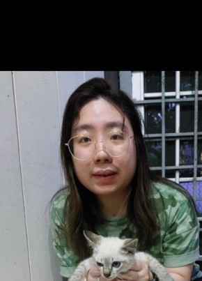 Hii Yi Hui, 23, Malaysia, Sibu