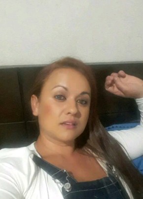 Antonia, 32, República de Colombia, Manizales