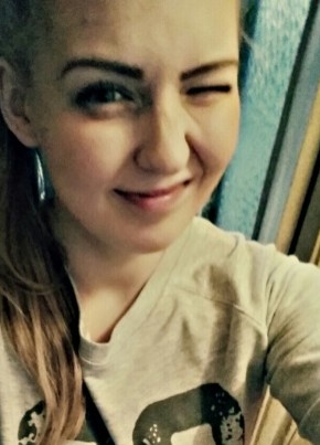 Арина, 33, Россия, Ярославль
