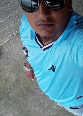 Marcos, 30, República del Ecuador, Quevedo
