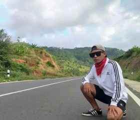 Yanuar, 27, Denpasar