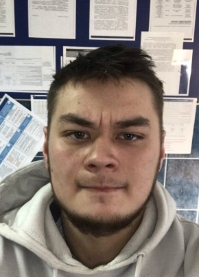 Данил, 23, Россия, Сургут