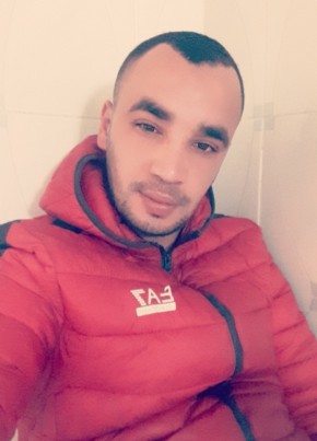 mawloud belkhi, 32, People’s Democratic Republic of Algeria, Mostaganem