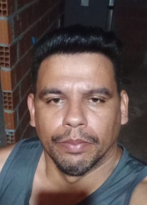 Rodrigo из Cuiabá 32 года