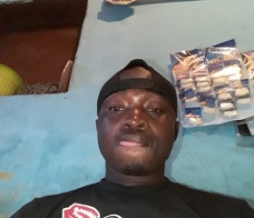 Christian, 40 лет, Libreville