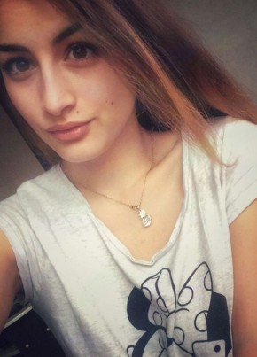 Лира Власова, 31, Россия, Новосибирск
