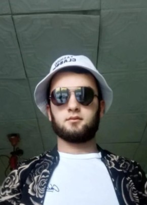 Али из Екатеринбурга 28 лет