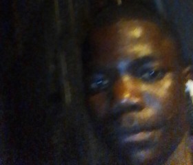 Joseph, 18, Kitwe
