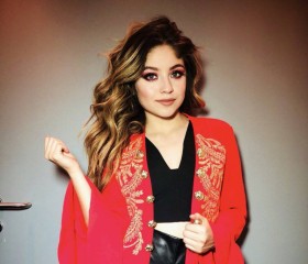 karol sevilla , 26, Linares