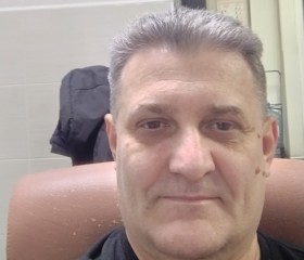 Vitaliy, 50, Moscow
