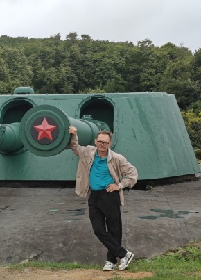Иван из Артема 40 лет