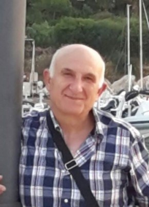 Roberto, 68, Repubblica Italiana, Alcamo