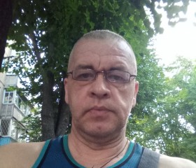 Валентин, 55 лет, Харків
