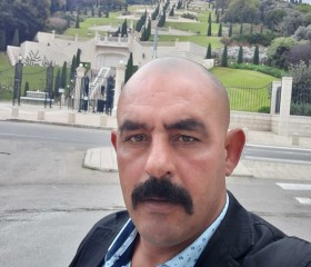 اكرم, 44, Nablus