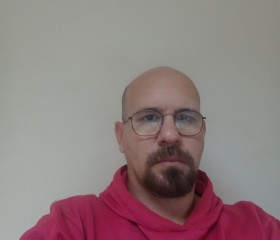 Semsem, 38, Cairo