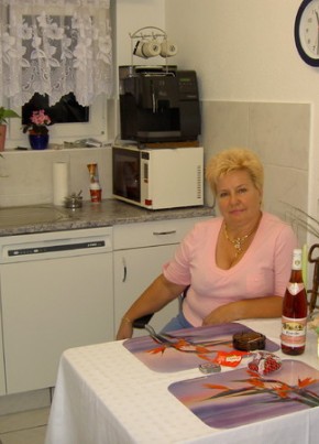 Дина, 68, Україна, Севастополь