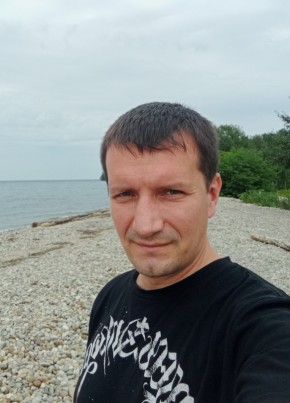 Максим, 41, Россия, Тверь