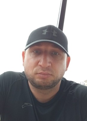 Алихан из Корочи 32 года