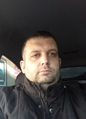 Александр, 39, Россия, Михайловка (Приморский край)