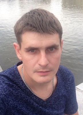 Andrei, 32, Россия, Красногвардейское (Белгородская обл.)