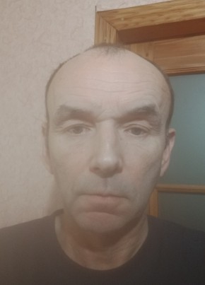 Роман из Петрозаводска 56 лет