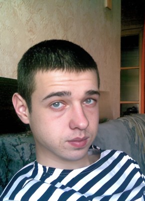 максим из Пензы 42 года