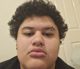 Lloyd, 19, Stoke-on-Trent