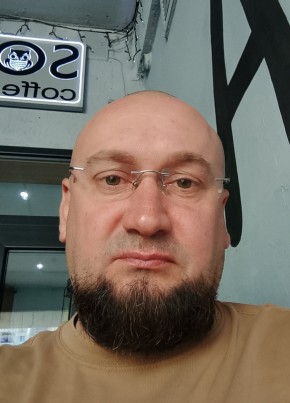 Игорь из Бучи 43 года