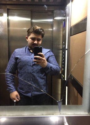 ibrahim, 24, Türkiye Cumhuriyeti, Şanlıurfa