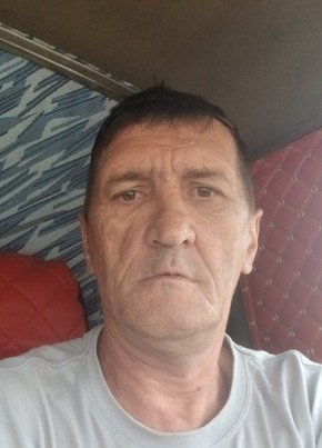 Олег из Находки 56 лет