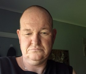 Vic, 55, Aberdeen