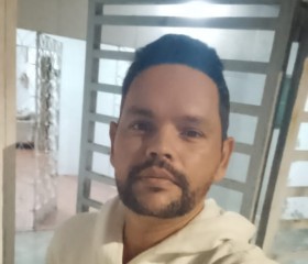 Romario Souza, 39, Campina Grande