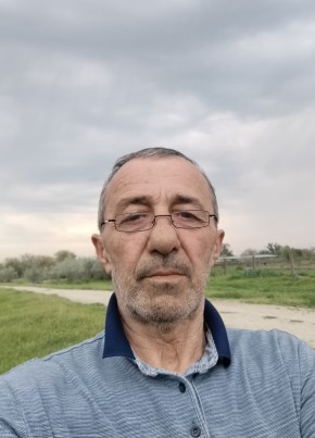 Рамазан из Кумуха 54 года