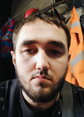 Александр из Лучегорска 22 года