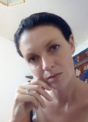 Анютка, 31, Россия, Феодосия