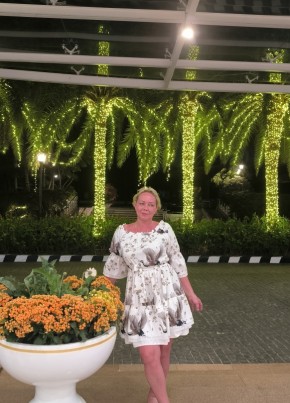 Елена из Москвы 49 лет