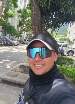 Juancho из Bucaramanga 43 года