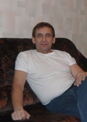 Валерий, 65, Россия, Берёзовский