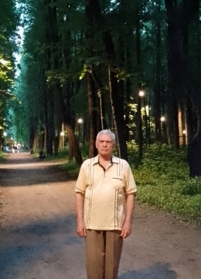 Александр из Екатеринбурга 74 года