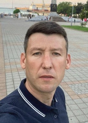 Александр из Новосибирска 48 лет