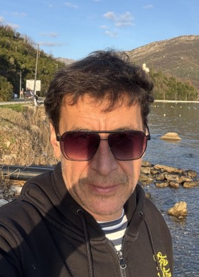 `dan из Hemel Hempstead 59 лет