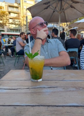 WhiteBull из Haarlem 59 лет