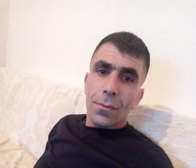 Arkadiy, 39, Artashat