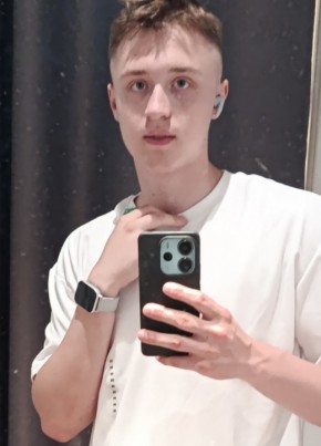 Artem, 22, Belarus, Mahilyow