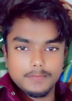 Manoj, 18, India, Pune