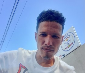 Luis, 24, La Fria