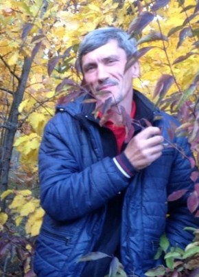 Олег, 52, Россия, Белгород