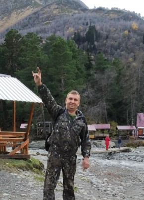 Иван, 42, Россия, Вилино
