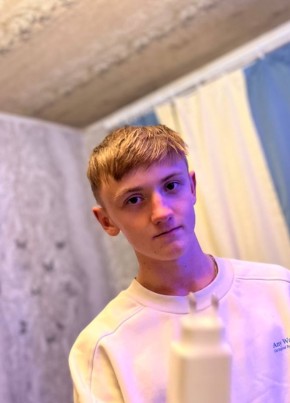 Макс из Мазыра 19 лет
